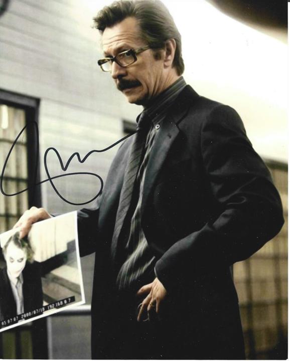Gary Oldman &mdash; The Dark Knight (Commissioner Gordon) &mdash; signed 8&times;10 photo
