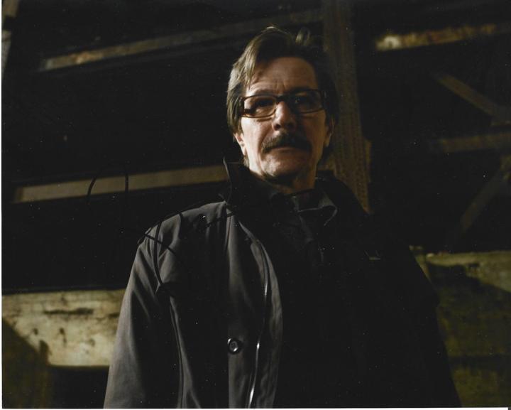 Gary Oldman &mdash; The Dark Knight (Commissioner Gordon) &mdash; signed 8&times;10 photo
