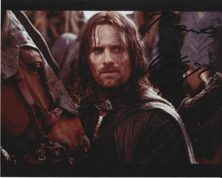 Viggo Mortensen &mdash; The Lord of the Rings (Aragorn) &mdash; signed 8&times;10 photo &mdash; ACG COA