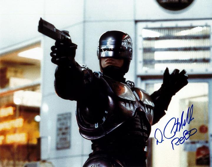 Peter Weller &mdash; RoboCop &mdash; signed 11&times;14 photo, inscribed "Robo"