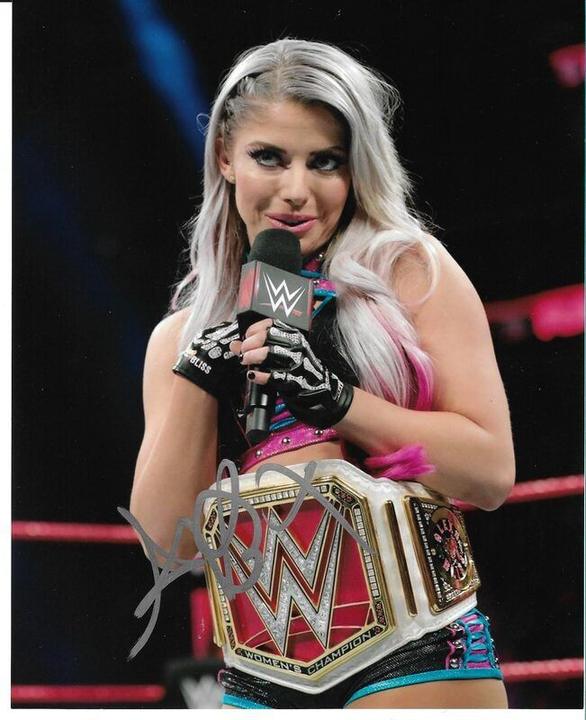 Alexa Bliss 9