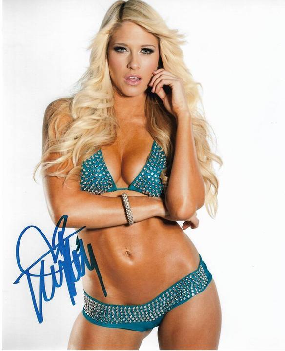 Kelly Kelly 14